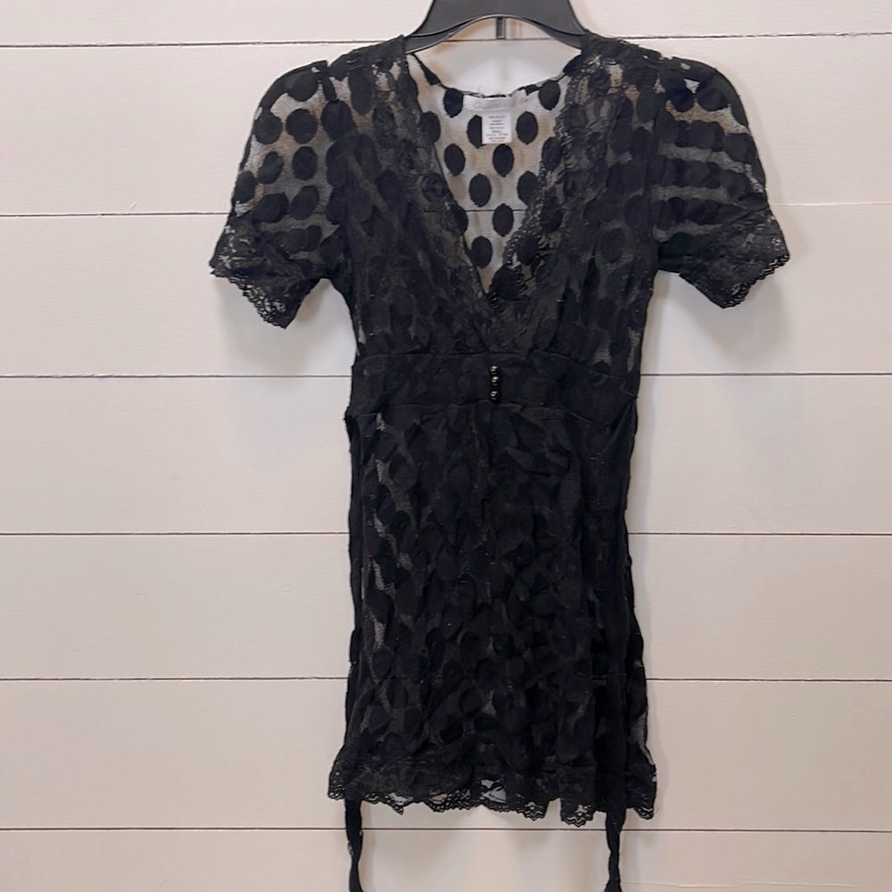 Womens lace black Charlotte Russe top. Size small